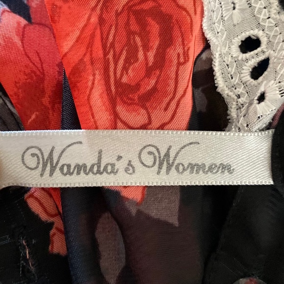 Rose Blouse - Picture 6 of 6